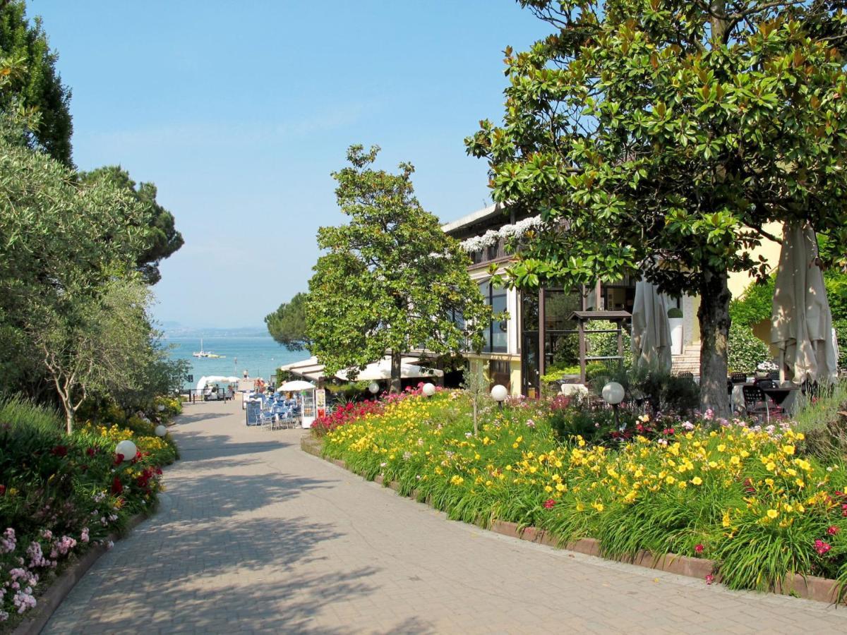 Holiday Home Bella Italia-4 By Interhome เปสเคียรา เดล การ์ดา ภายนอก รูปภาพ