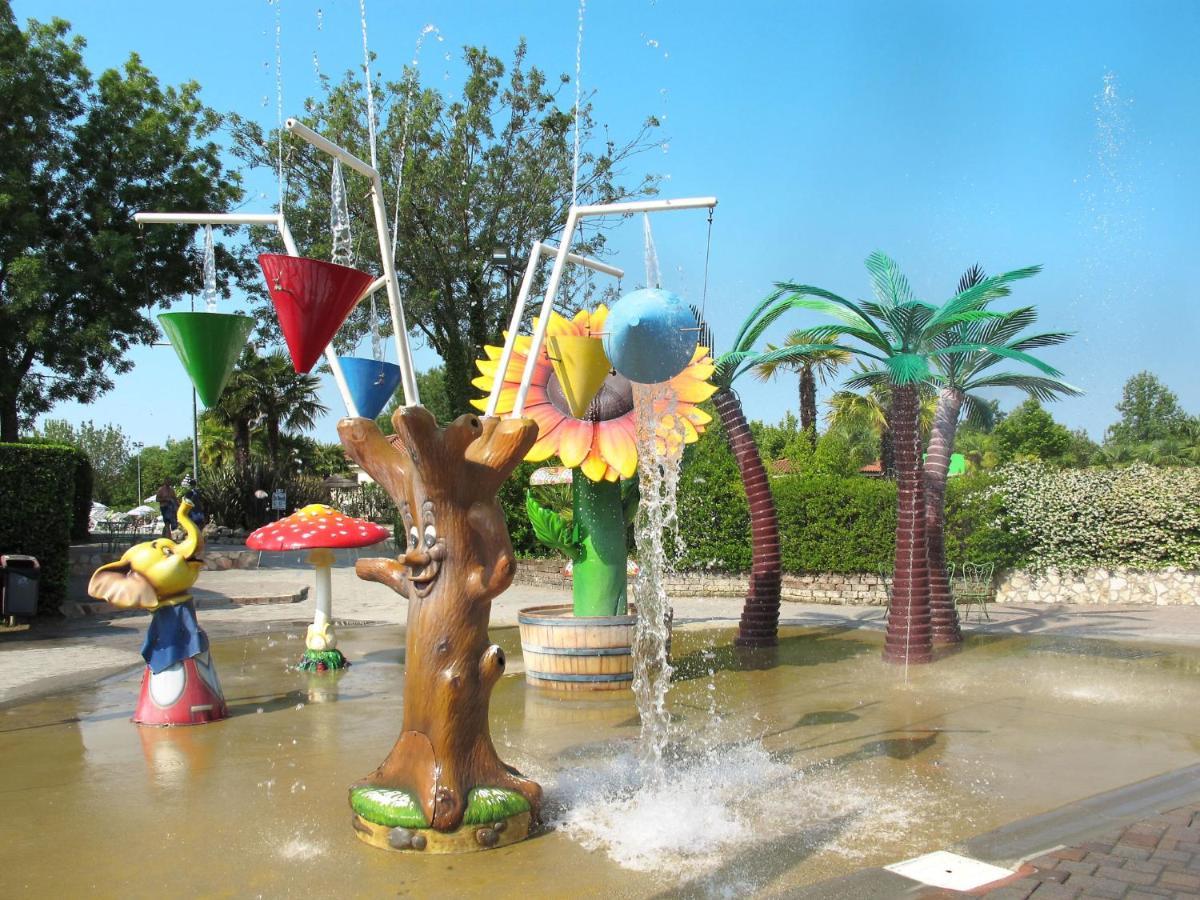 Holiday Home Bella Italia-4 By Interhome เปสเคียรา เดล การ์ดา ภายนอก รูปภาพ